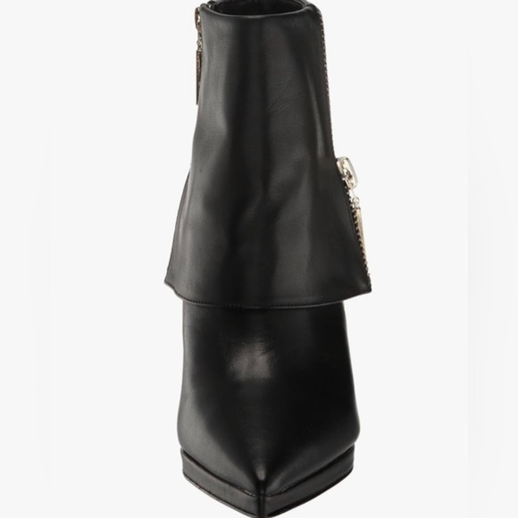 Steve Madden Renee black leather cuffed pointy toe stiletto Ankle Boots size 11 - Picture 4 of 8